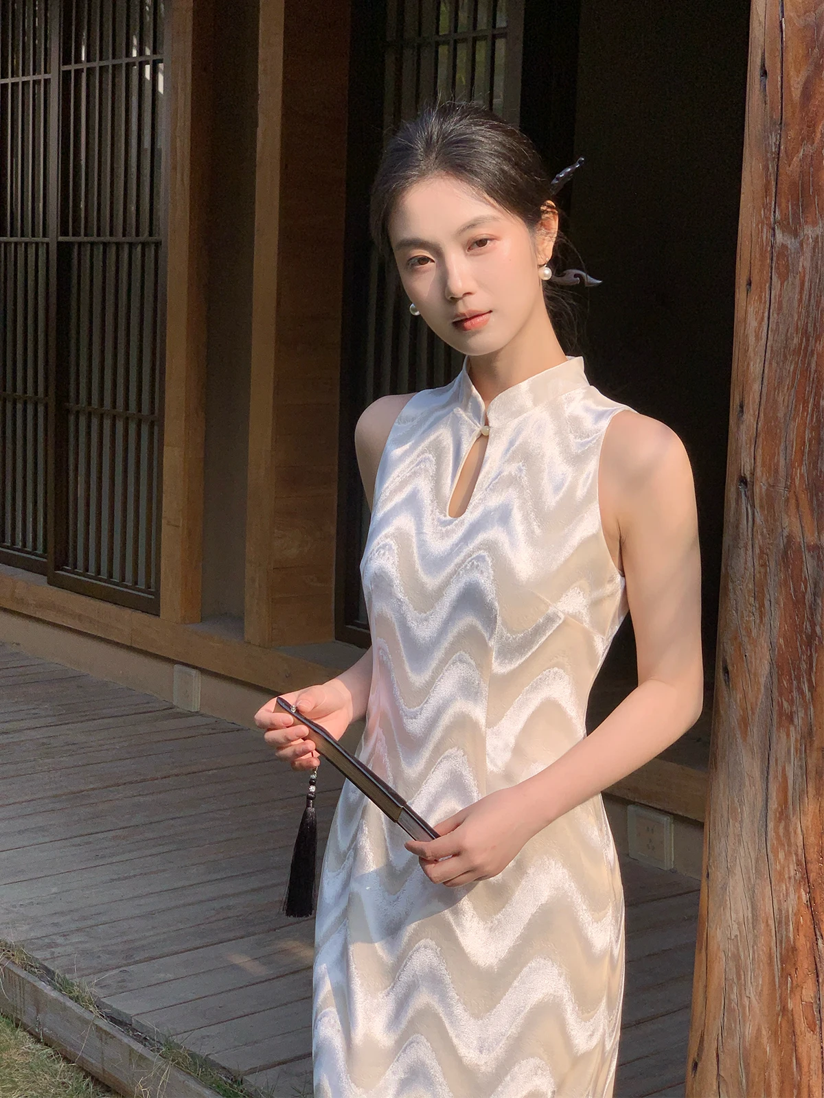 

XiuRanJianXing Lan ng Svel Stand Collar Dr Wave Pattern Slimming Ele Long Evening Gown