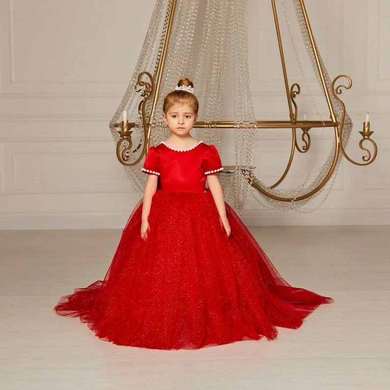 Tüll Blumenmädchenkleid Schleppe Tutu Rot Junior Brautjungfernkleid Langes Geburtstagsmädchenkleid Ballkleid Festzugskleider für Mädchen