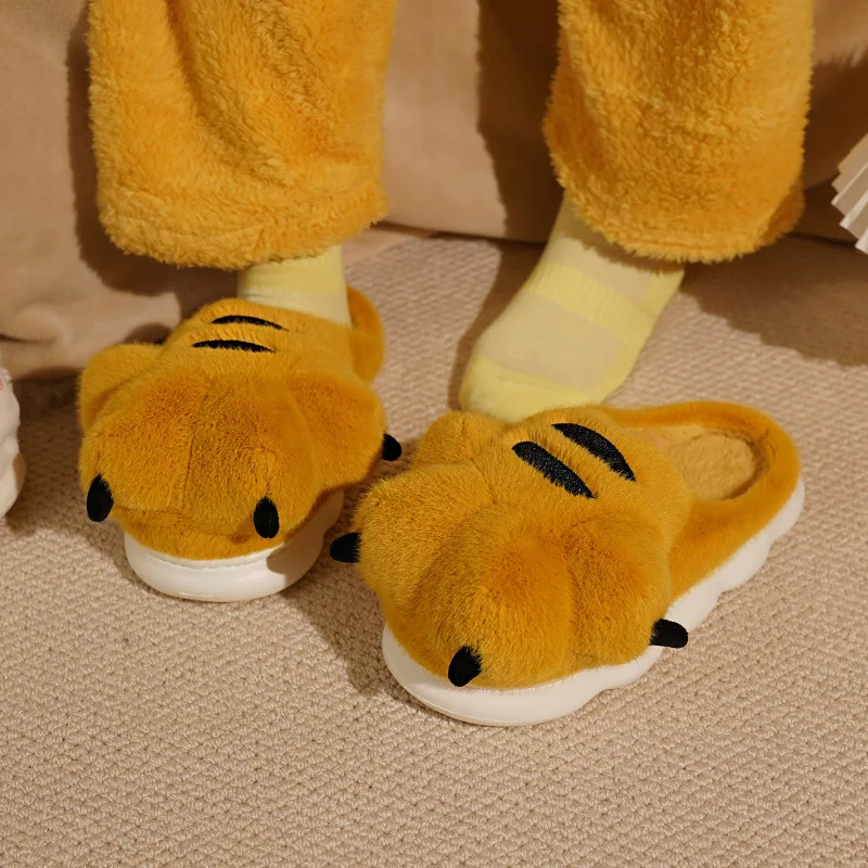 

Cute Tiger Claw Cotton Slippers For Women Winter 2024 New Indoor Home Big Claws For Couples Warm Cotton Household Shoes Man