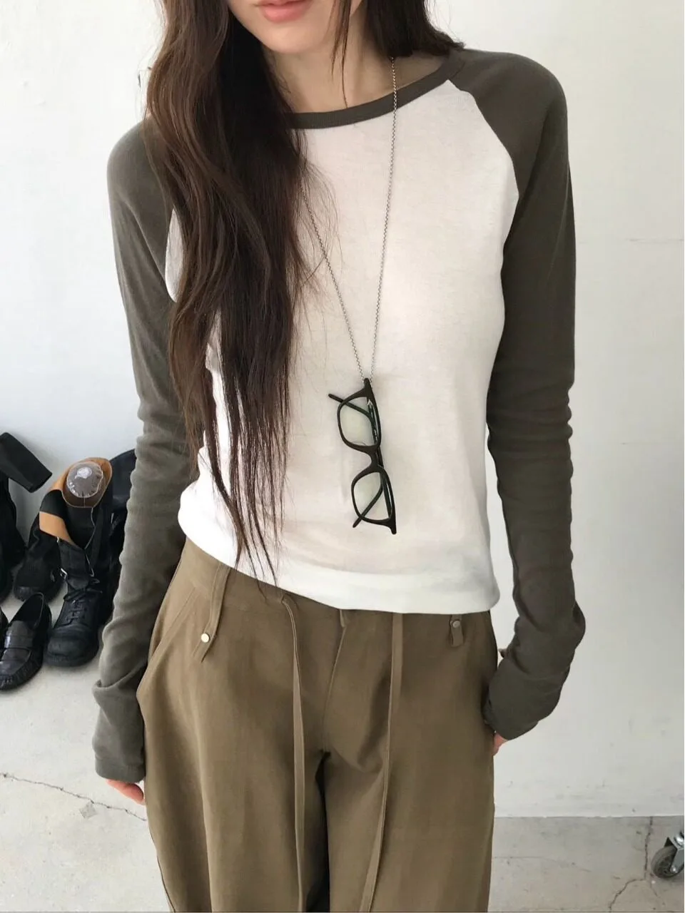 Early Autumn Fashionable Long Sleeve Shoulder Insert T-Shirt Women's Base Layer Top Color Block Korean Style Ageless Essential