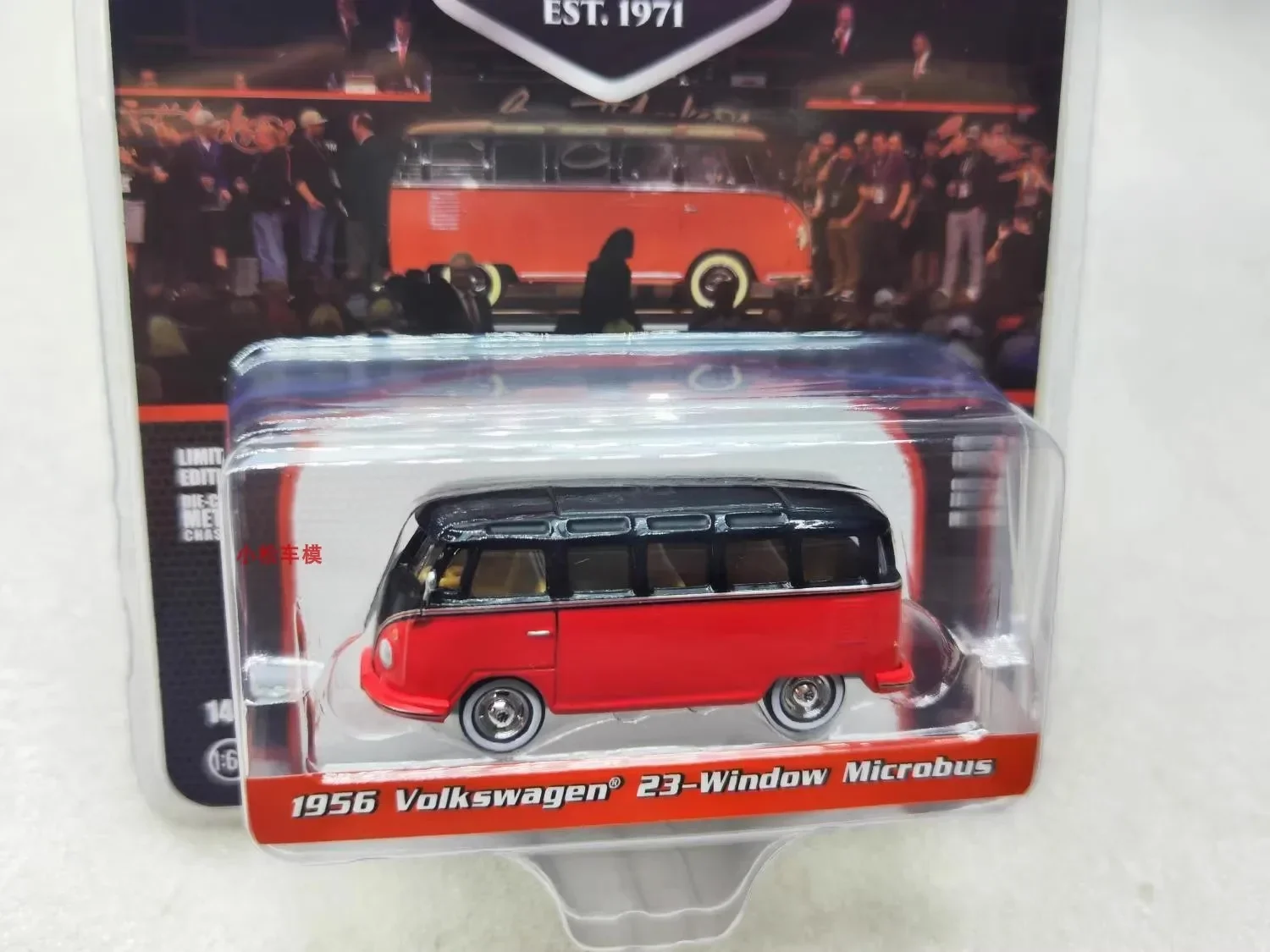 1:64 1956 Volkswagen 23-Window Microbus Diecast Metal Alloy Model Car Toys For Gift Collection