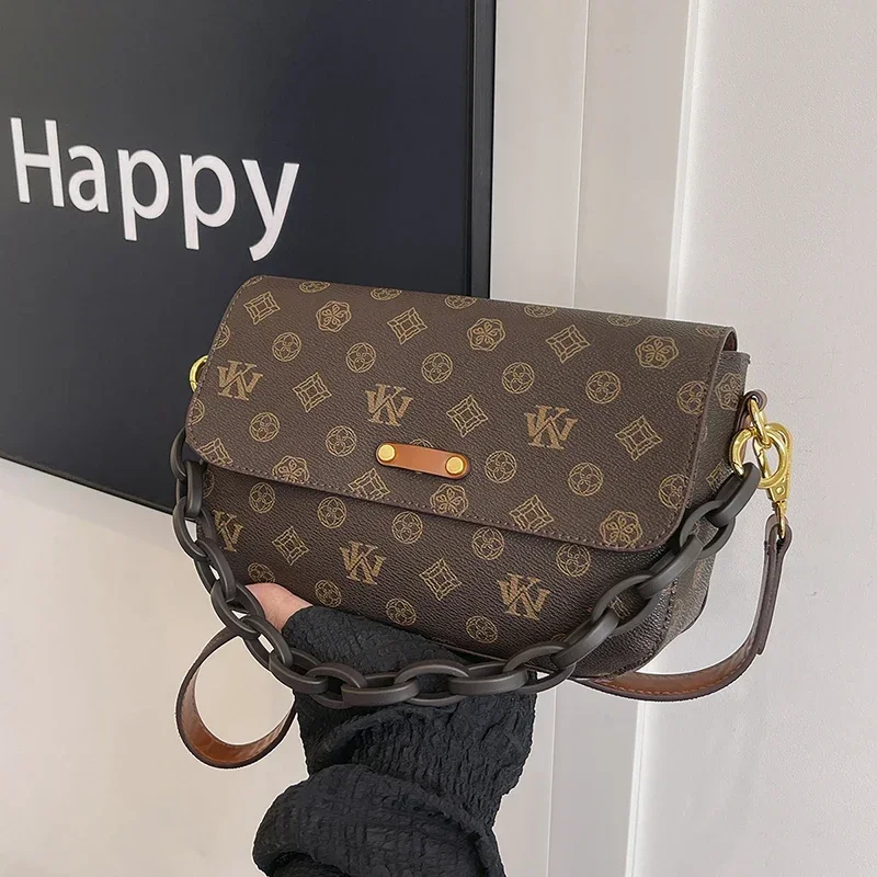 

Elegant Paris Fashion Designer Tote Bag Large Capacity Leather Crossbody Handbag Minimalist Vintage Style For Trendy Women