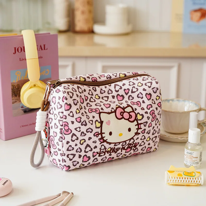 HelloKitty leopard print makeup bag, large capacity cloud storage bag, Sanrio portable travel handbag