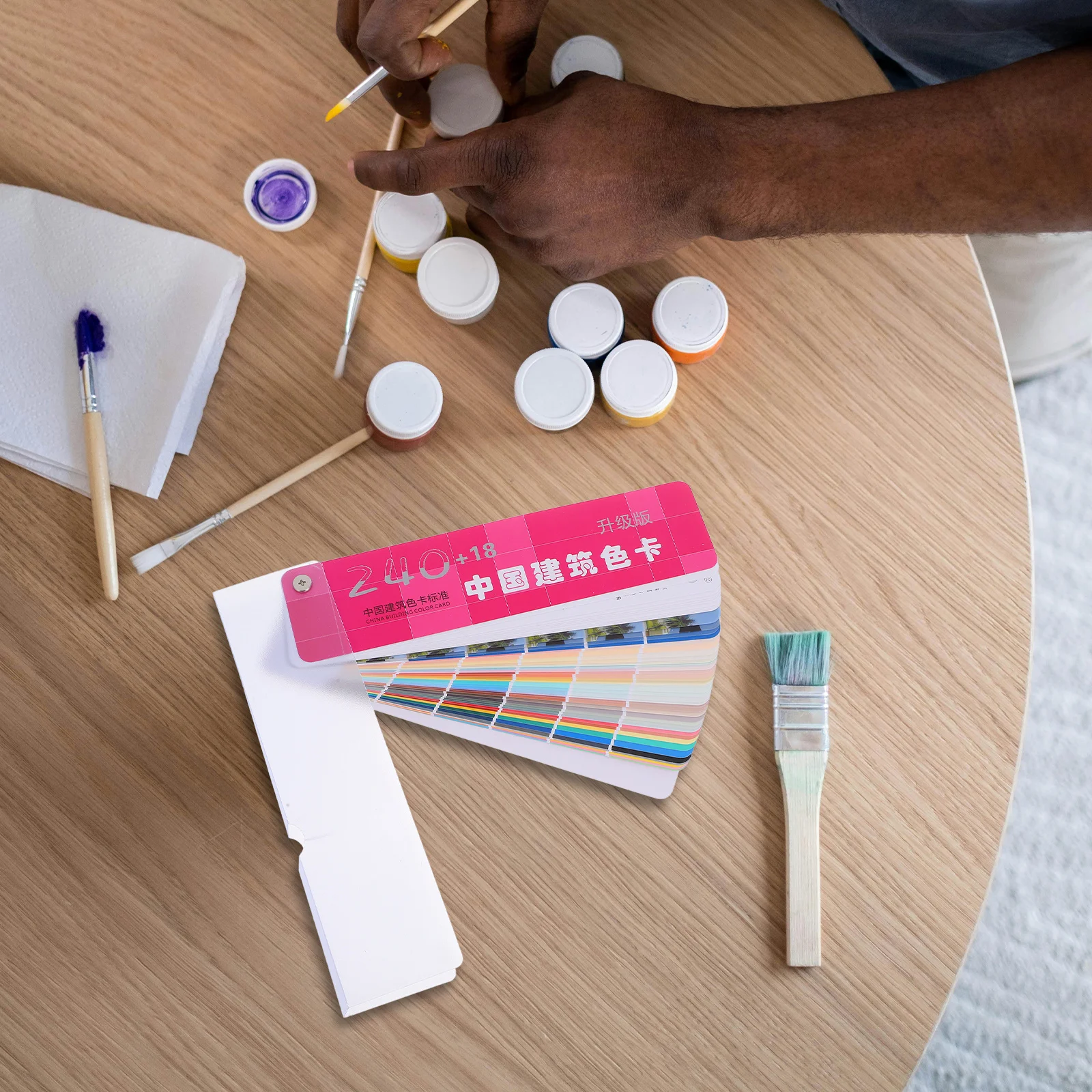 

1 комплект, 258 цветов, национальный стандарт, образец карты, портативные чипсы для краски, инструмент для подбора цветов для внутренних наружных стен здания