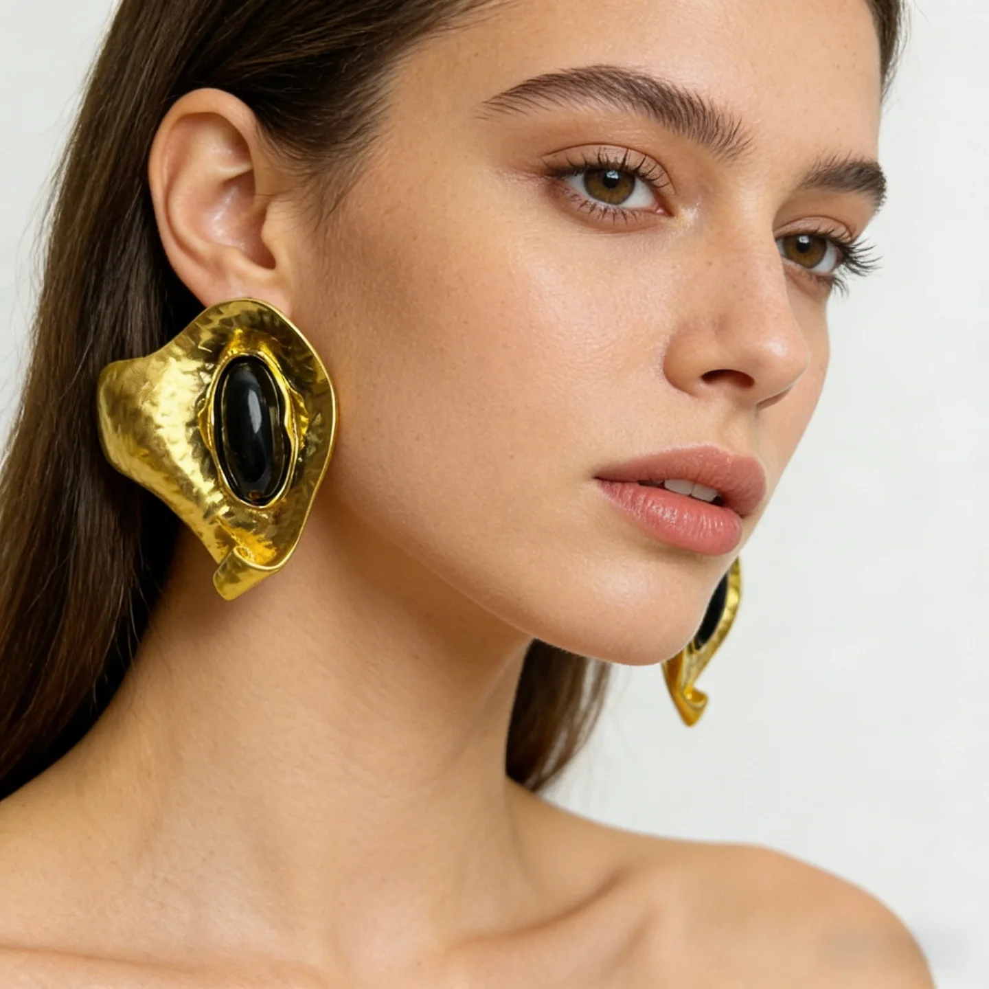 Medieval vintage exaggerated ruffle leaf curling colored gemstone agate unique earrings women's fashion vacation earrings