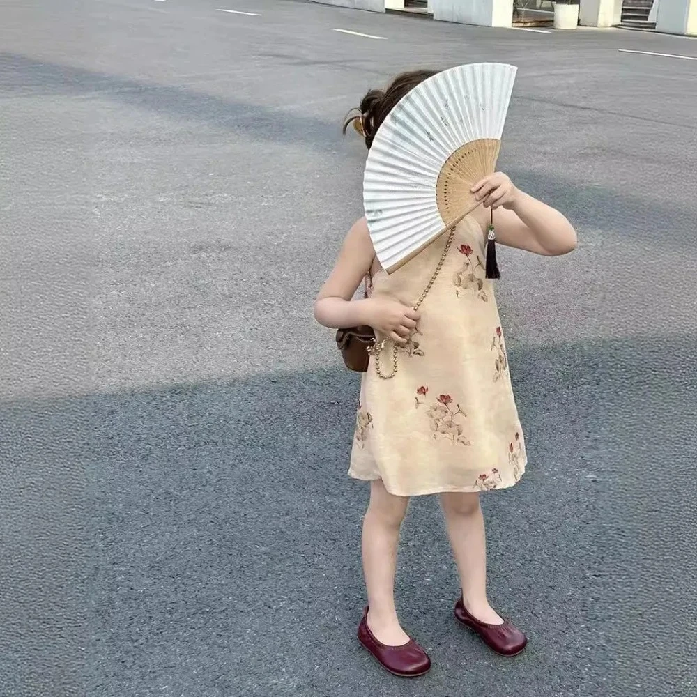 فستان صيفي للفتيات من عمر 3 إلى 7 سنوات على الطراز الصيني مطبوع بدون أكمام ورقبة معلقة قطعة واحدة ملابس أطفال ريترو حلوة #1