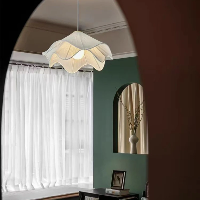 

French chandelier, living room light, main light, bedroom light, advanced sense, Nordic cream wind, simple and warm