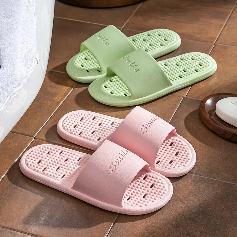 Women's Bathroom Shoes 2026 New Indoor Home Bathing Anti Slip and Wear Resistant PVC Thick Bottom Hollow Water Leakage Slippers