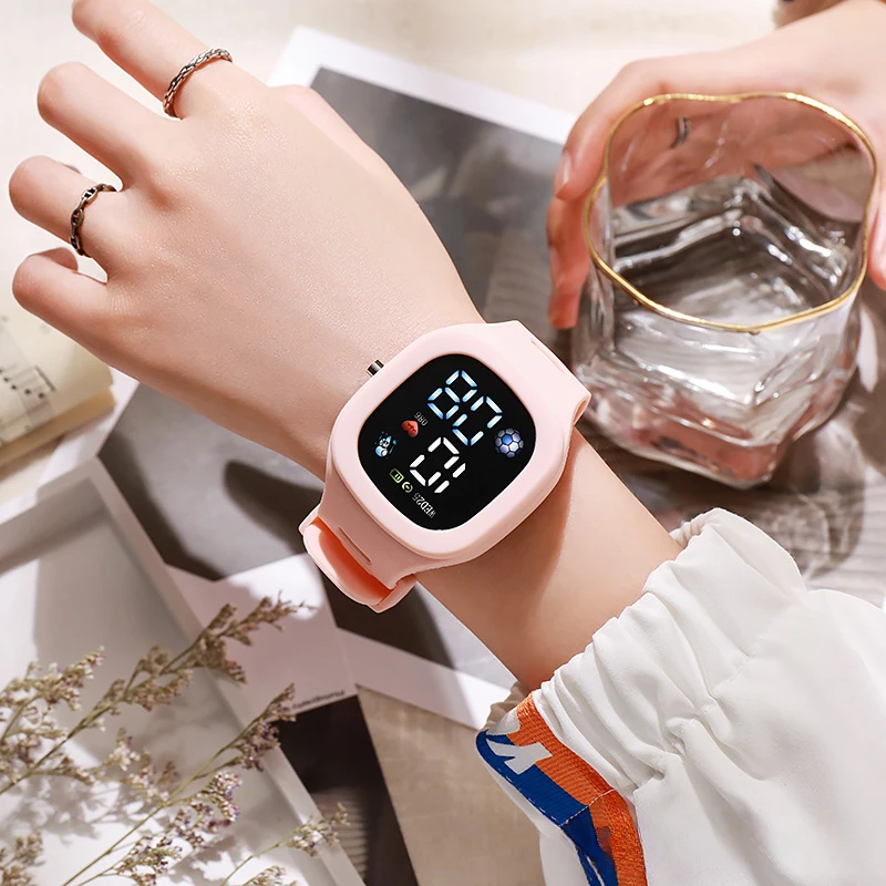 남녀공용 야외 스포츠 시계, 전자 시계, LED 디지털 시계, 실리콘 스트랩, 생활 방수 학생 손목 시계