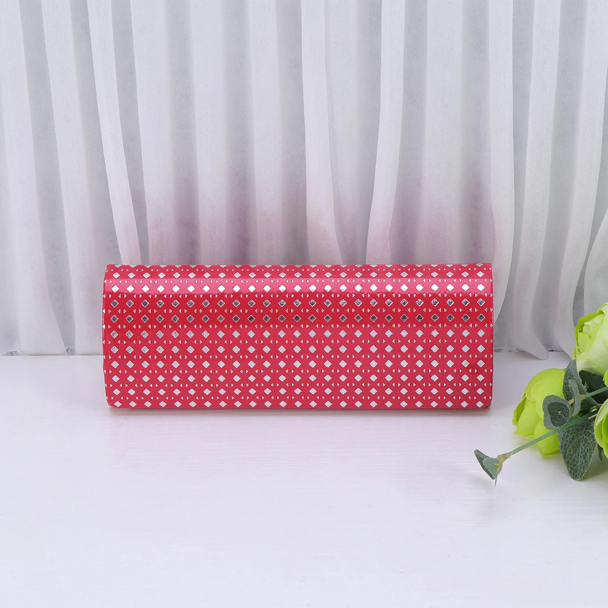 

1 Piece Red Eyeglasses Case Rhombus Design Heavy Duty Glasses Storage Box Shockproof Eyewear Protector Small Size