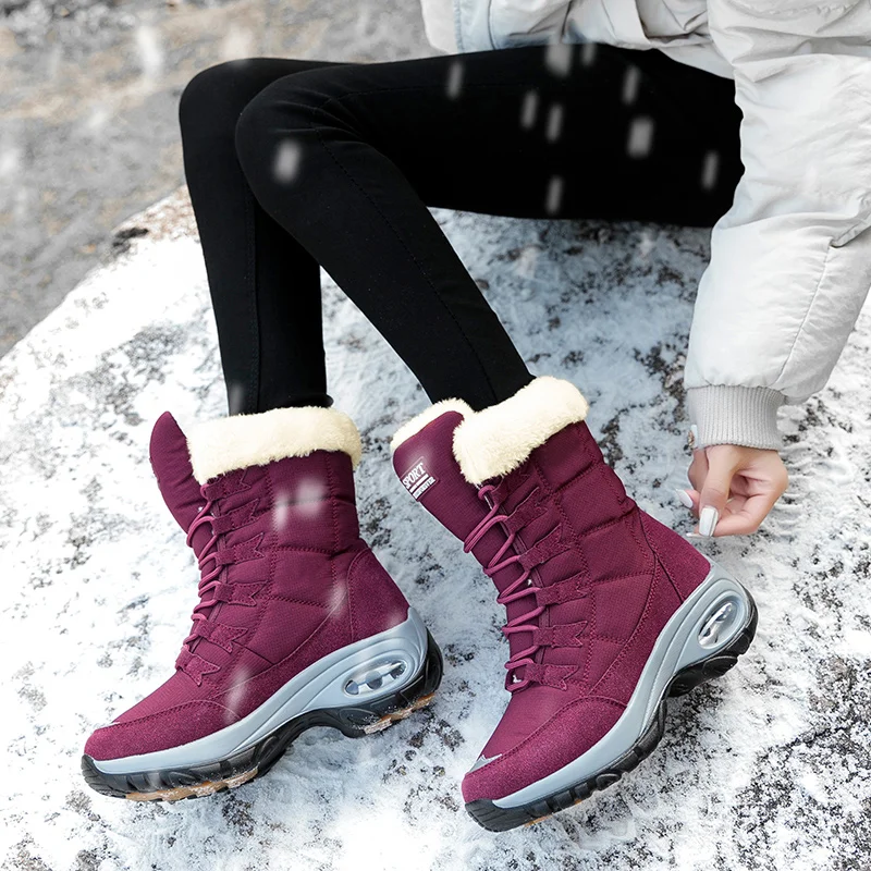 Outdoor Winter Snow Boots Women Warm Comfortable Plush Lace-up Anti-slip High-top Women Boots Thick-soled Soft Ankle Boots Women