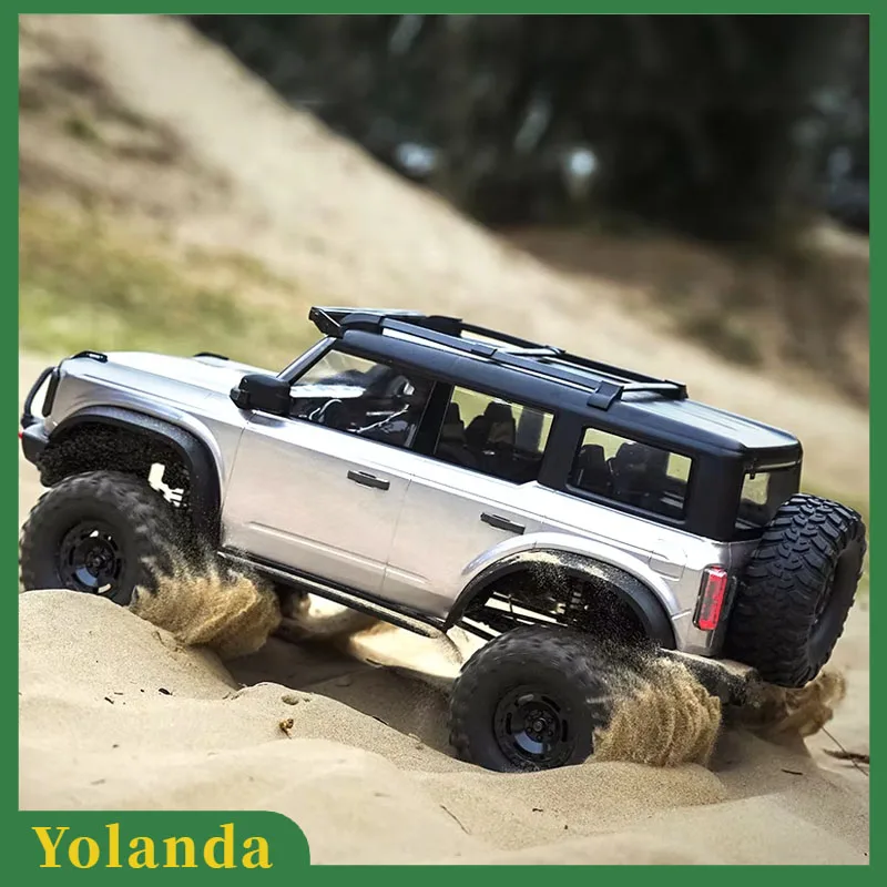 

1/10 Remote Control Climbing Car 2.4g 4wd With Winch Metal Drive Shaft Full Proportional Control 57cm Length