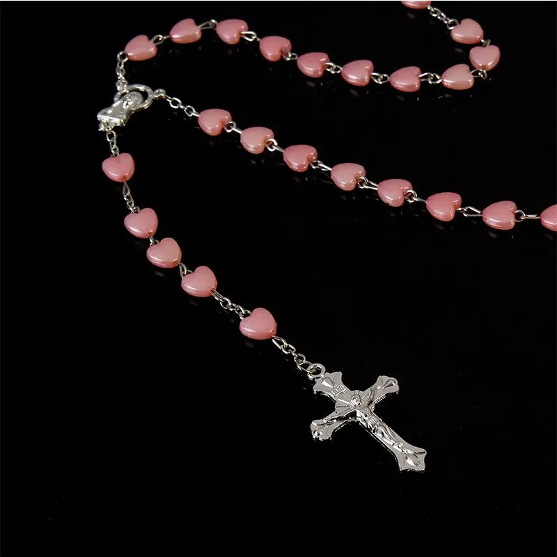 1pcs White Gold-plated Necklace Ladies Faith Cross Pink White Peach Heart Handmade Curved Needle Beads Combination Jewelry image 2