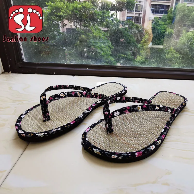 Floral Sandals for Women Cloth Straw Flip Flops Woven Flat Rattan Slippers Wicker Shoe Woman Summer 2024 Flip-flop Home Bohemian