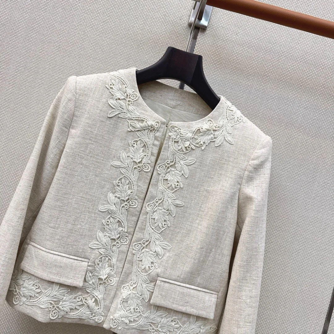 2026 New Arrival Women's O Neck Long Sleeve Vintage Blazer Fashion Patchwork Lace Embroidered Linen Short Jacket