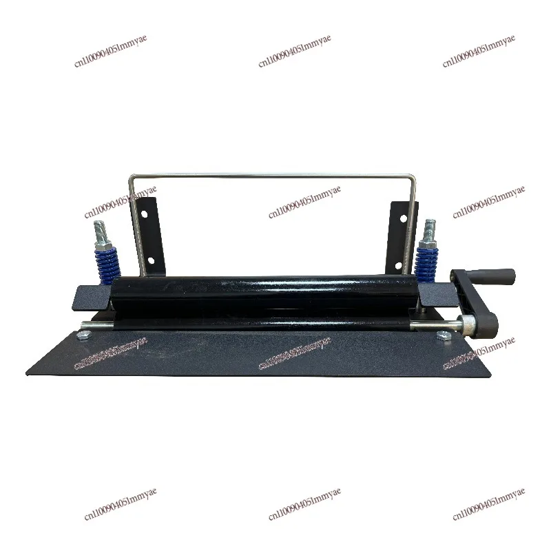 Quick-drying towel squeezer for car wash and beauty shop