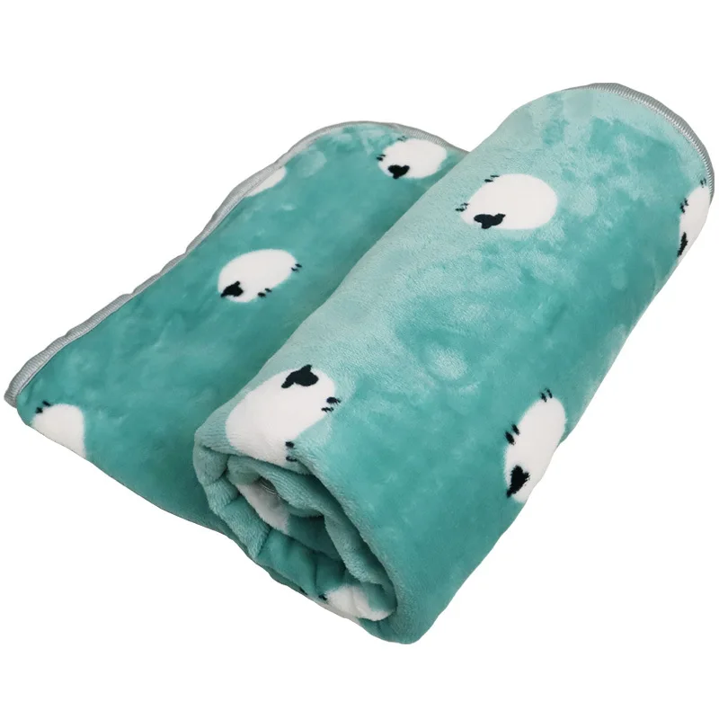 New Summer Dog Blanket Pet Air Conditioning Blanket Soft Touch Flannel Bed Blanket Cartoon Cat Dog Comfortable Sleep Blanket