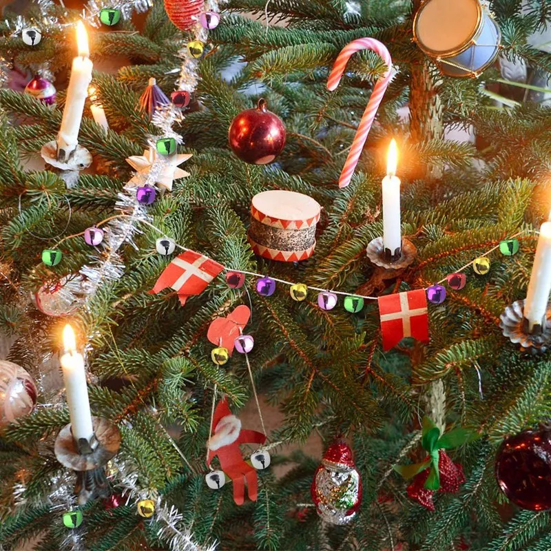 100 szt. Jingle Bells 1-calowe dzwonki rzemieślnicze luzem DIY dzwonki na Boże Narodzenie, dekoracje festiwalowe i dekoracje domu