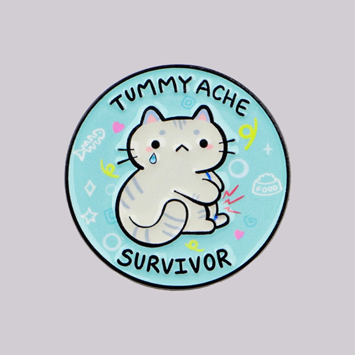 Pin de esmalte TUMMY ACHE SURVIVOR, broche de gato lindo, insignia para mochila, accesorios de ropa, joyería de moda, regalos para amigos