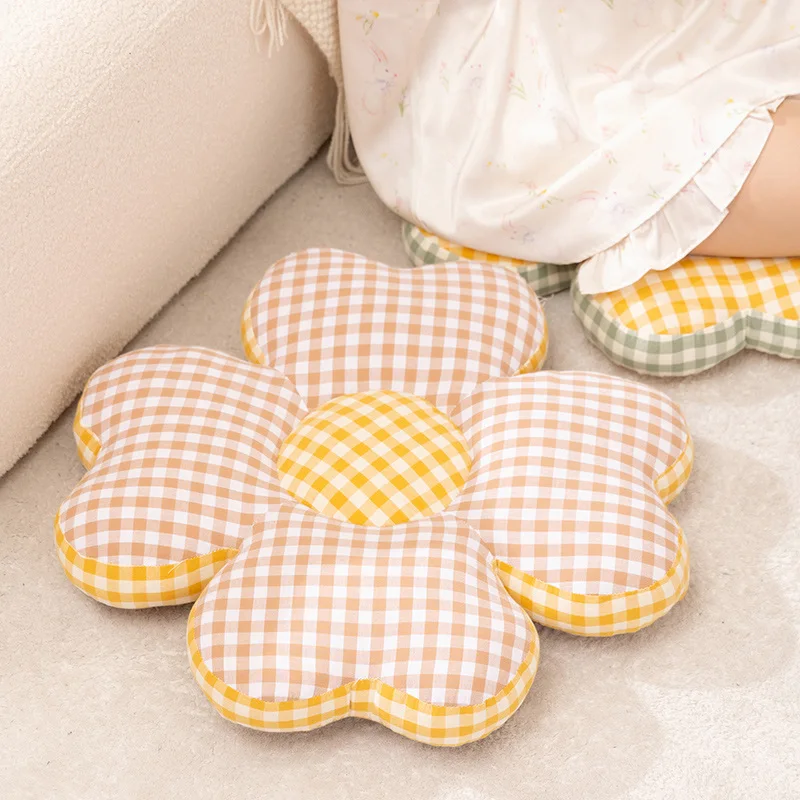 

48x48cm Cloth Four Leaf Clover Stuffed Pillow Check Pattern Plant Flower Cushion Sofa Chair Home Decoration Plushie