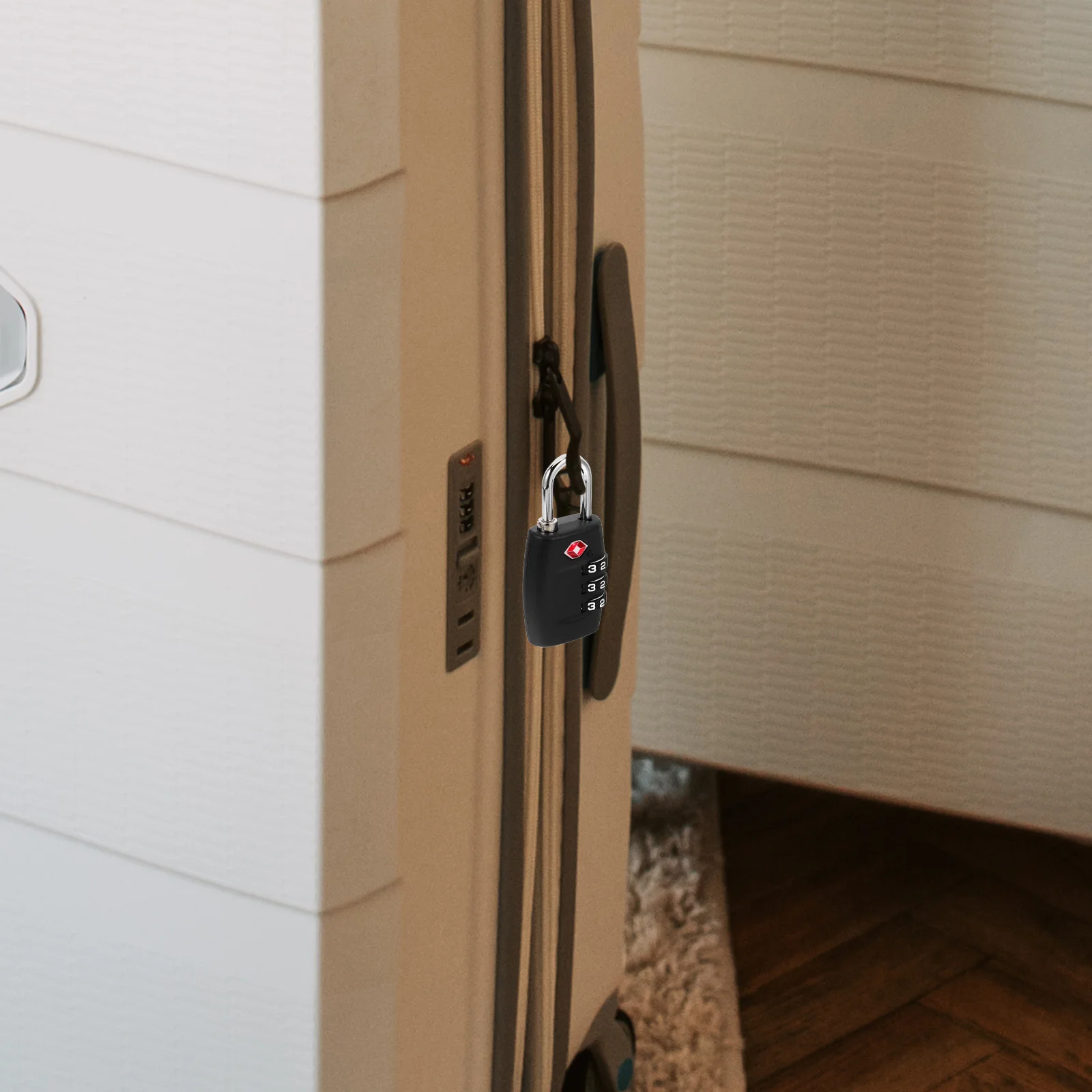 

Tsa Approved Red Tsa-335 3- Combination Password Lock Portable Durable Zinc Alloy Plastic Security Lock Padlock for Luggage