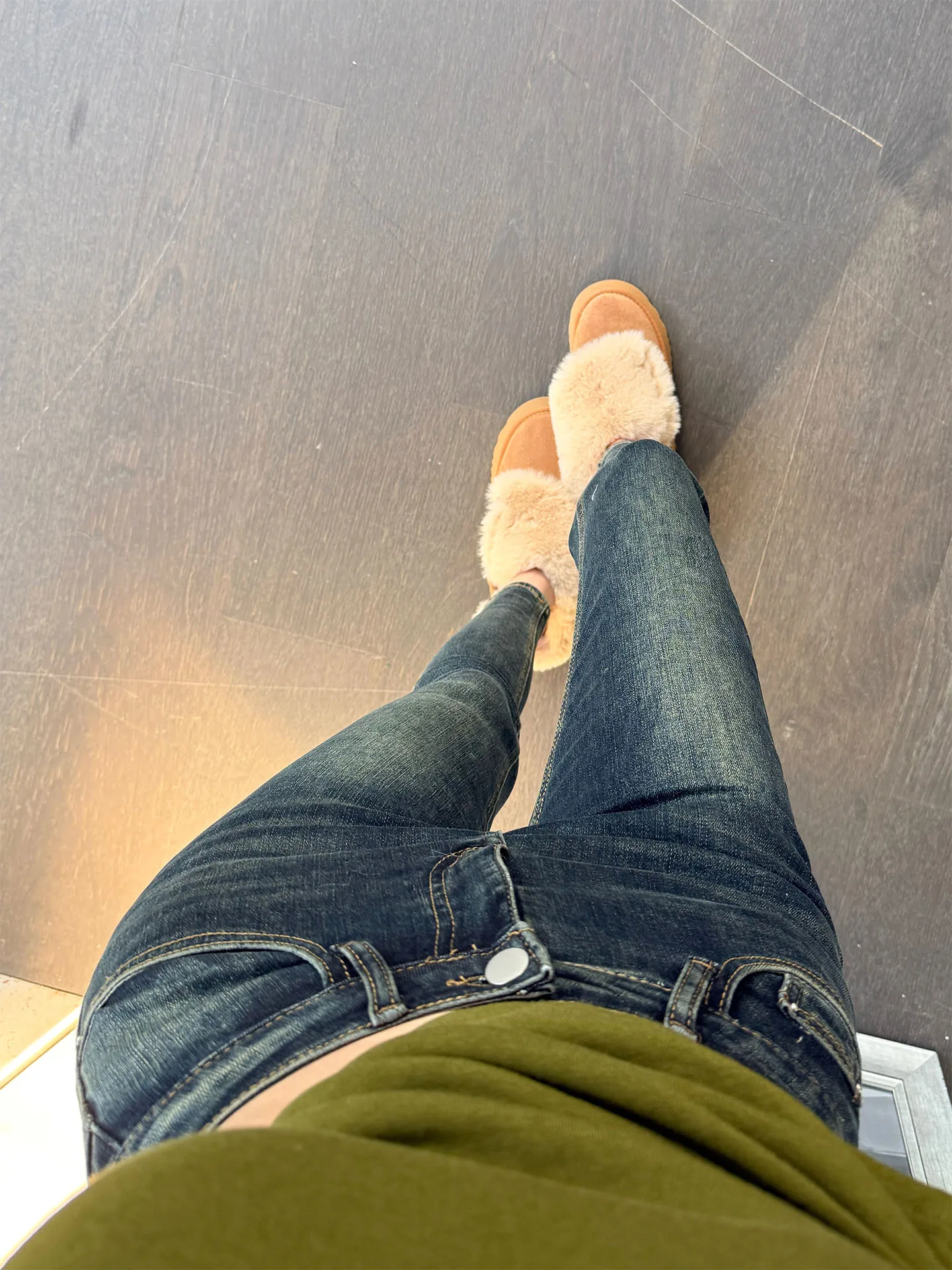 

High Waist Slim Fit High Elastic Denim Jeans Women's New Sle Korean Sle Frayed Jeans Sexy Sle Daily Wear Winter Season
