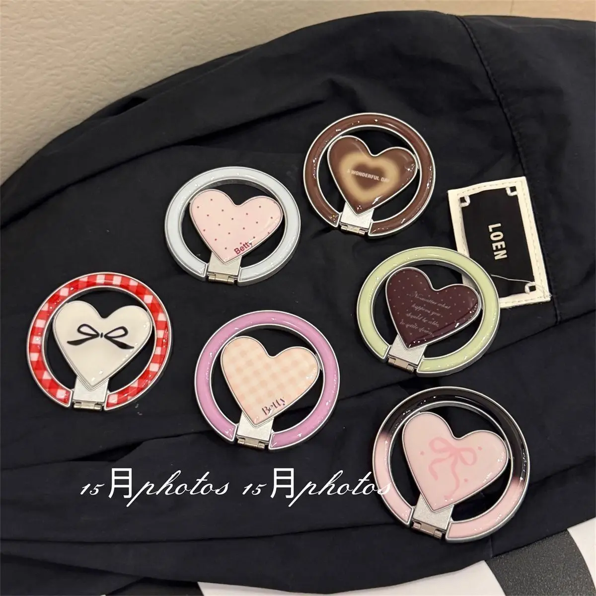 

Heart-shaped Magnetic Stand,The Concealed Magnetic Bracket Detachable Phone Holders,for IPhone 16 15 14 13 Bracket