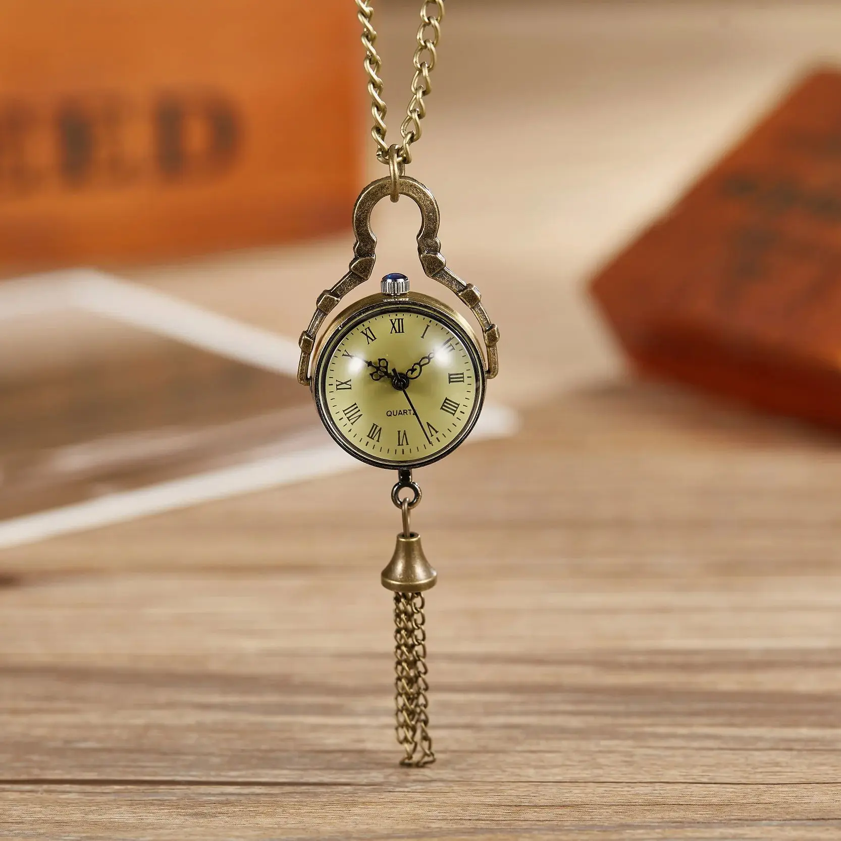 Mini Cute Retro Quartz Pocket Watch Fashionable Creative Craft Gift Suitable For Men Women Children Hanging Clock Pocket Watches