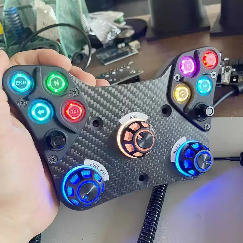 Rally HUB dla kierownic simracingu PC, Plug and Play, bez konieczności instalacji sterowników, przyciski zapewniające realistyczne wrażenia jazdy dla Fanatec, Logitech, MOZA