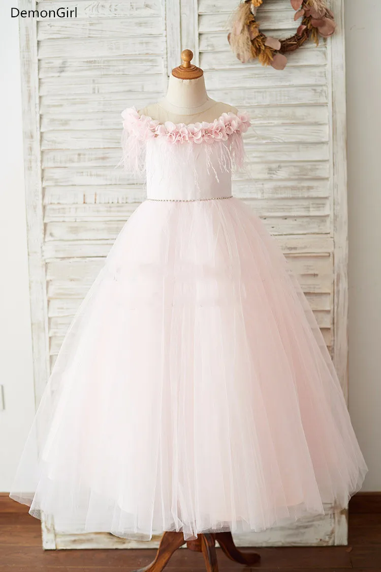 

Light Pink Princess Long Flower Girl Dress Off the Shoulder Flowers Feather Layers Tulle Kids First Communion Dress