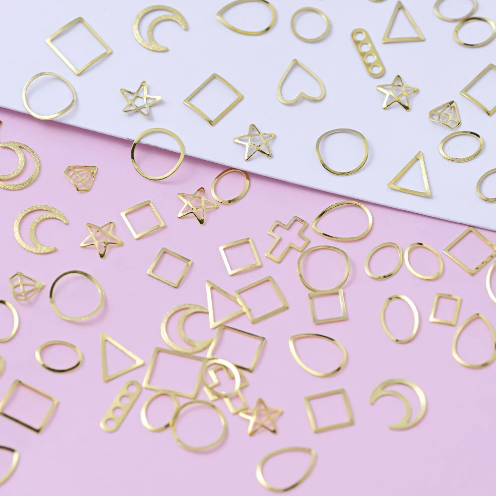 200 Pz 3D Oro/Argento Misto Stella/Luna Unghie artistiche Pendenti e Ciondoli Croce di Metallo/Amore/Geometria Unghie Decorazioni Y2K Accessori per Manicure di Lusso