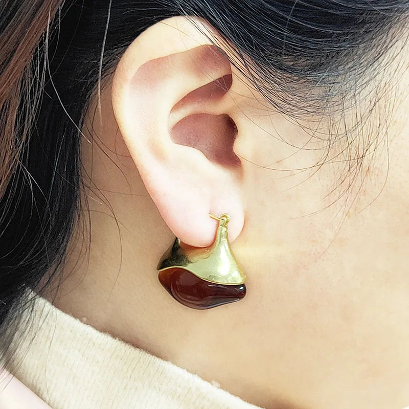 Special Shape Irregular Green Red Resin U-shaped Metal Earrings French Retro Glaze Hoop Earrings for Women Girl Jewelry NEW INS