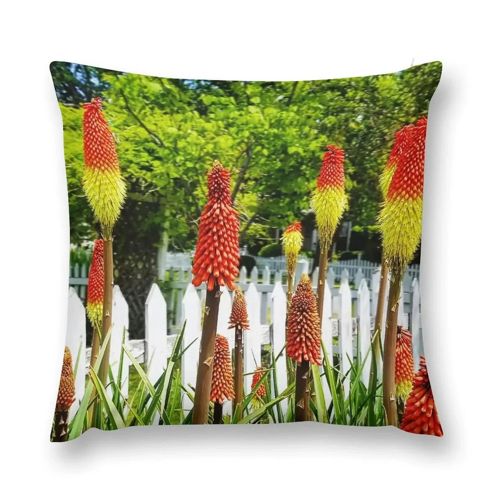 Red Hot Picket Fence Throw Pillow Cushion Cover Decorative Sofa Cushion Christmas Cushion For Home Ornamental Pillow pillow