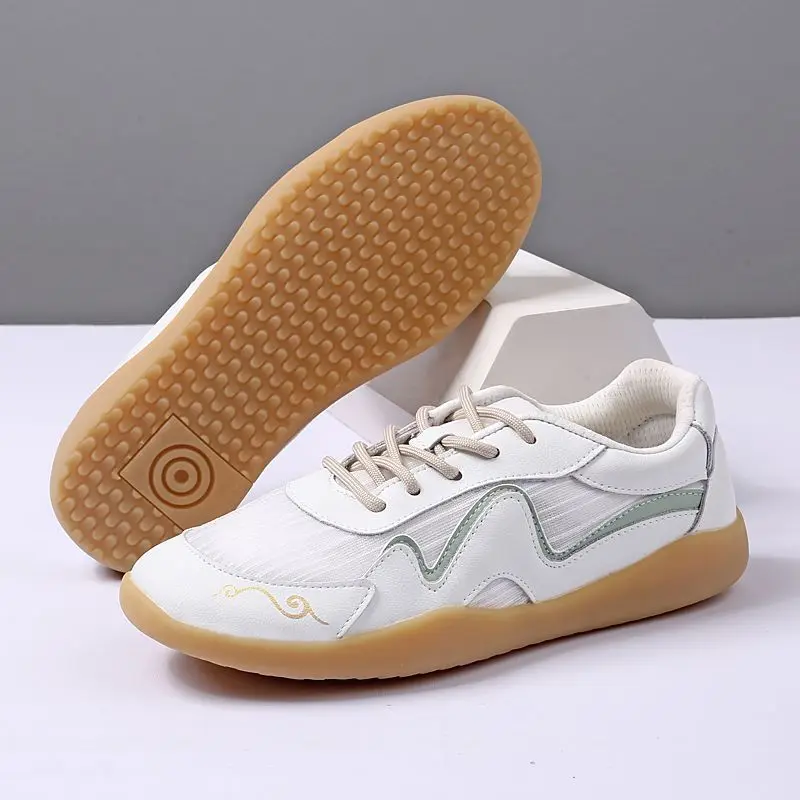 

2025 Hot summer men's and women's sports shoes Professional non-slip martial arts shoes Comfortable wear-resistant Taiji shoes
