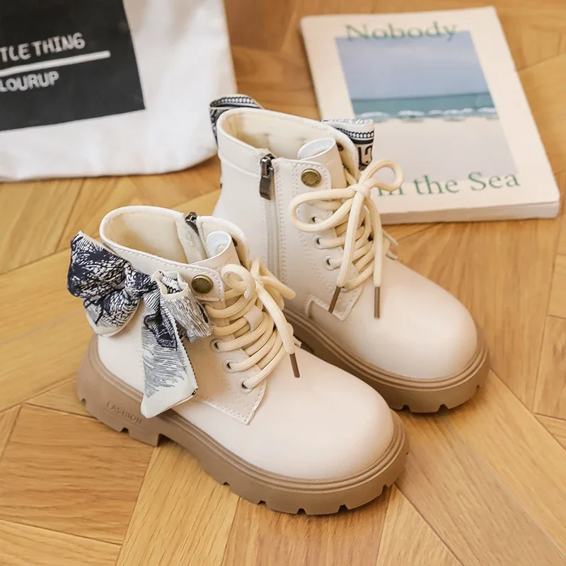 

Children Short Boots for Girls 2025 Winter New Fashion Korean Style Soft Bottom Anti-slippery Versatile Princess Cat Walk Shoes