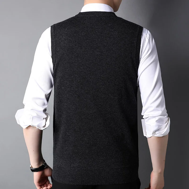 Man 100% Wool V-neck Collar Solid Vest Sleeveless Basic Knitwear Sweater Vest Korean Style New Casual Pullovers Vests