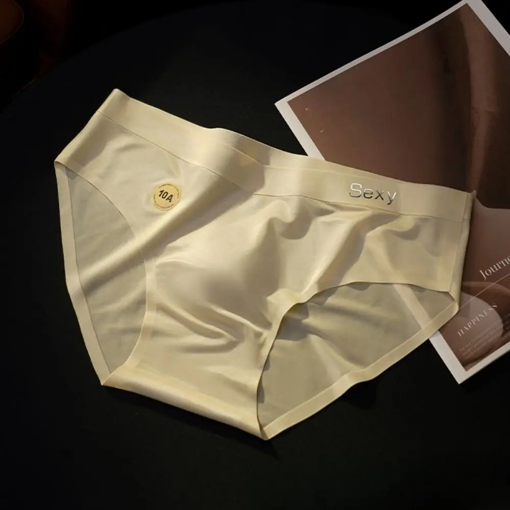 

Fashion Summer Thin Satin Briefs Men Underpants Simple Ice Silk Panties Breathable Lingerie Seamless Underwear Men Daily