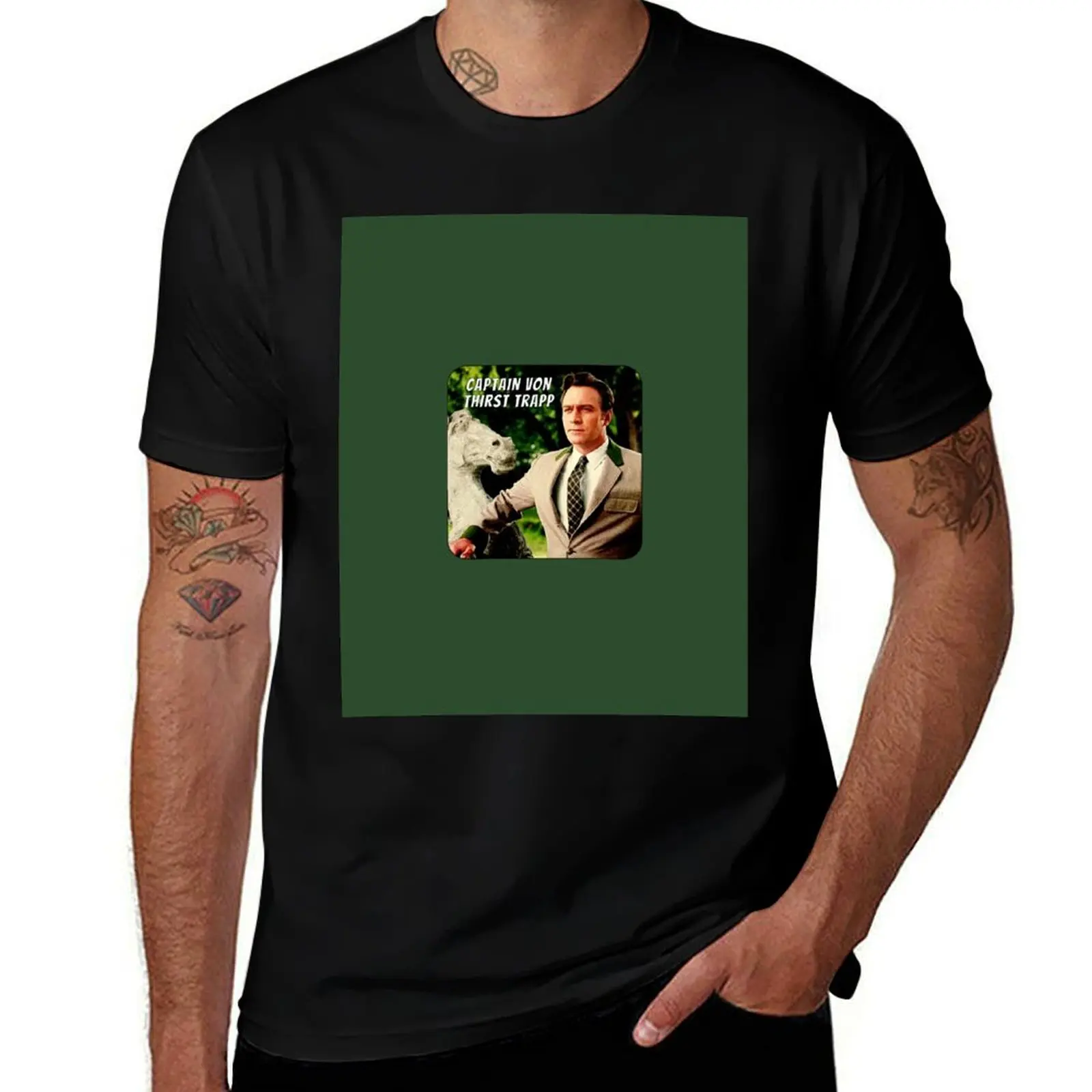 Captain von Thirst Trapp T-Shirt Retro Graphic Print T-Shirt