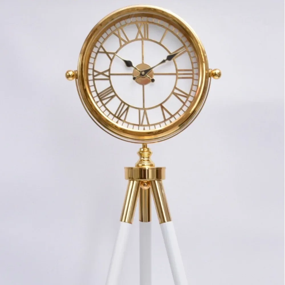 Three-Legged Floor Clock Luxury Living Room Decoration Retro Electroplated Gear Table Clock Silent And Precise Home Decor