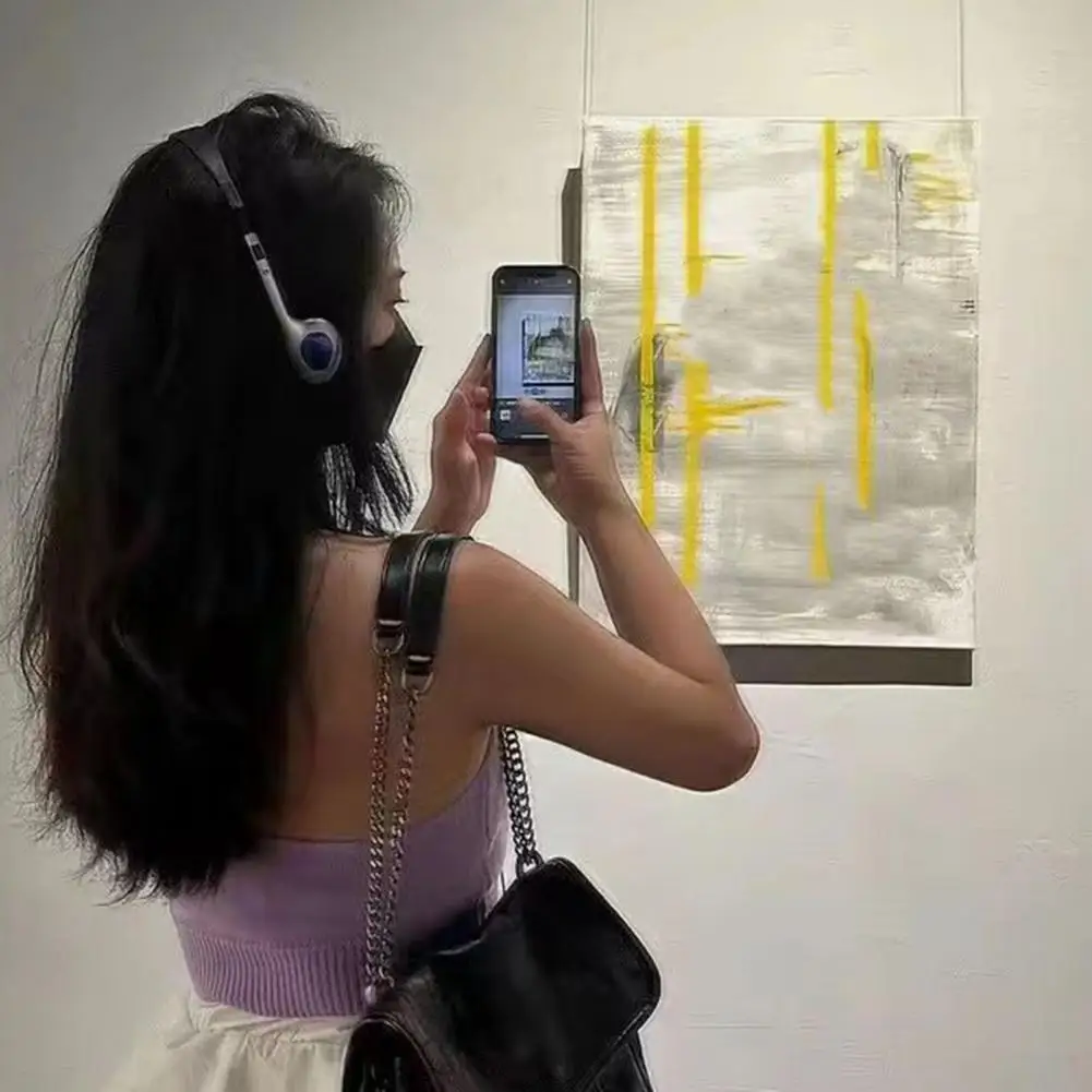 หูฟังแบบครอบหูน้ำหนักเบาหูฟังแบบออนเอียร์น้ำหนักเบาพิเศษพร้อมการออกแบบกล้องส่องทางไกลเพื่อความหน่วงต่ำเพื่อคุณภาพที่เหนือกว่า