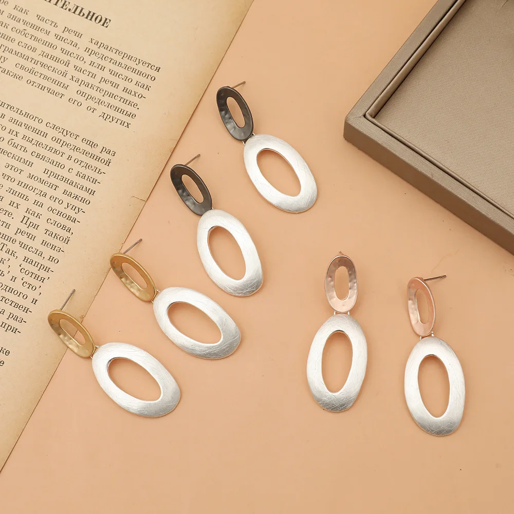 DIY accessories exclusive supply of earrings, high-end fashion and versatile personalized earrings, new hot-selling European