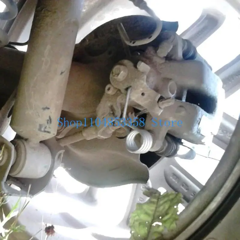 

652F 1 пара возвратной пружины рычага стояночного тормоза