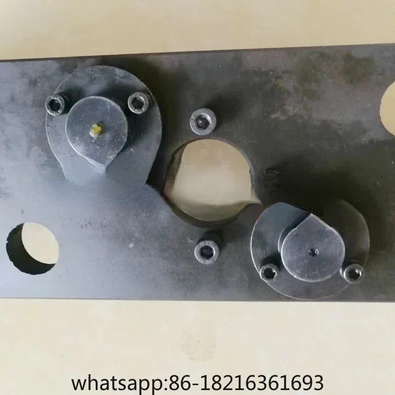 Reward tool changer BT50 machining center machine tool accessoriesSUN manipulator gripper