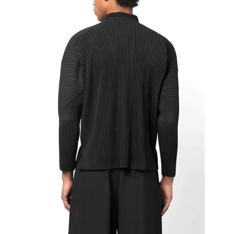 

Miyake Pleated Stand Up Collar Men's Jacket Simple Sports Style Loose Casual Long Sleeved Shirt Jacket Autumn New Men's Top
