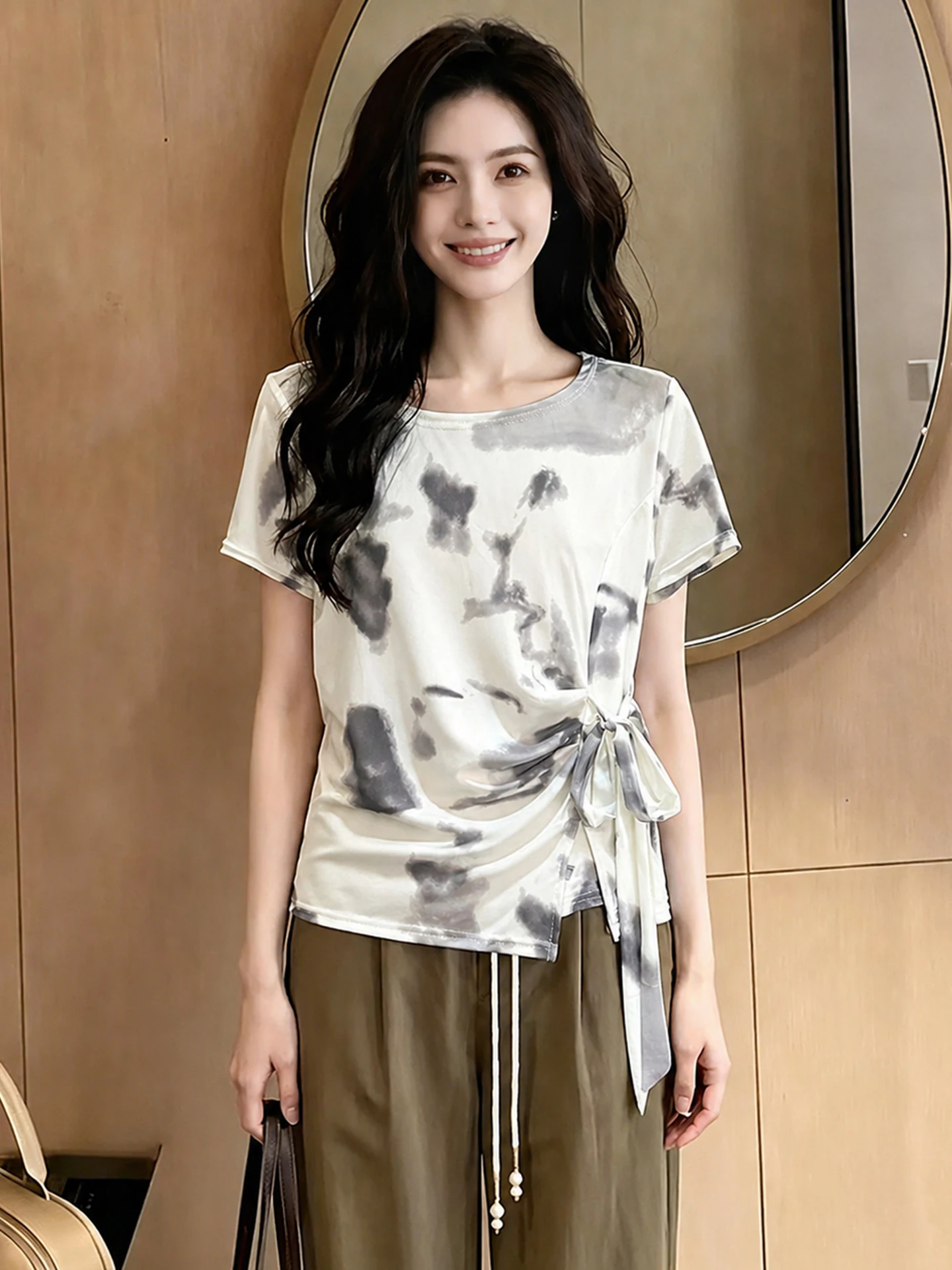 

Korean Style T-Shirt Women's Short Sleeve Knot Design Color Block Fashionable Vintage Versatile Top for Summer 2026