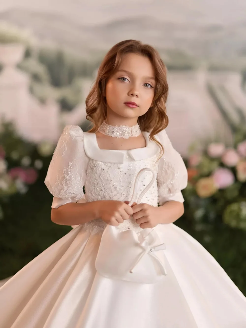 Luxurious Beaded Satin Girls Dresses Wedding Birthday Party Wear Romantic Bow Puff Sleeve Kids Princess Gown Performance Outfit