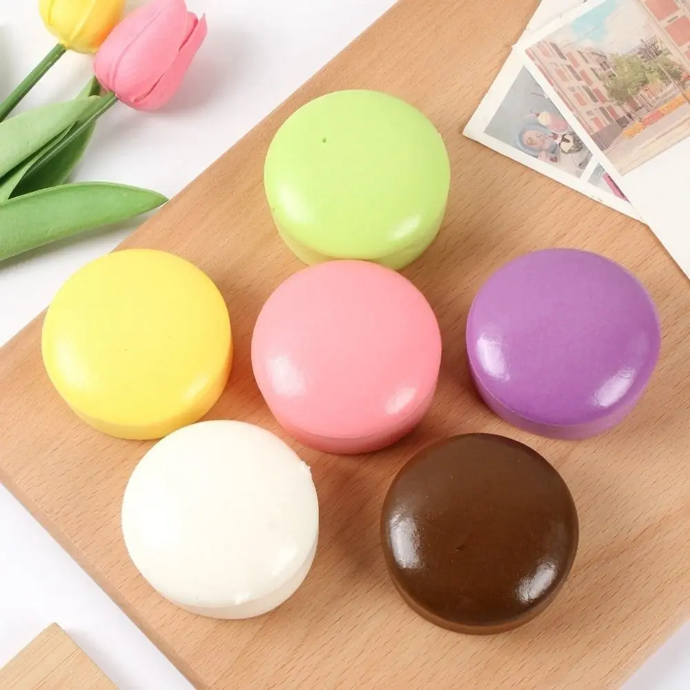 Portable Round Simulation Bread Squeeze Super Soft Realistic Toast Slow Rebound Elastic Hand Relax Toast Fidget Office Desk