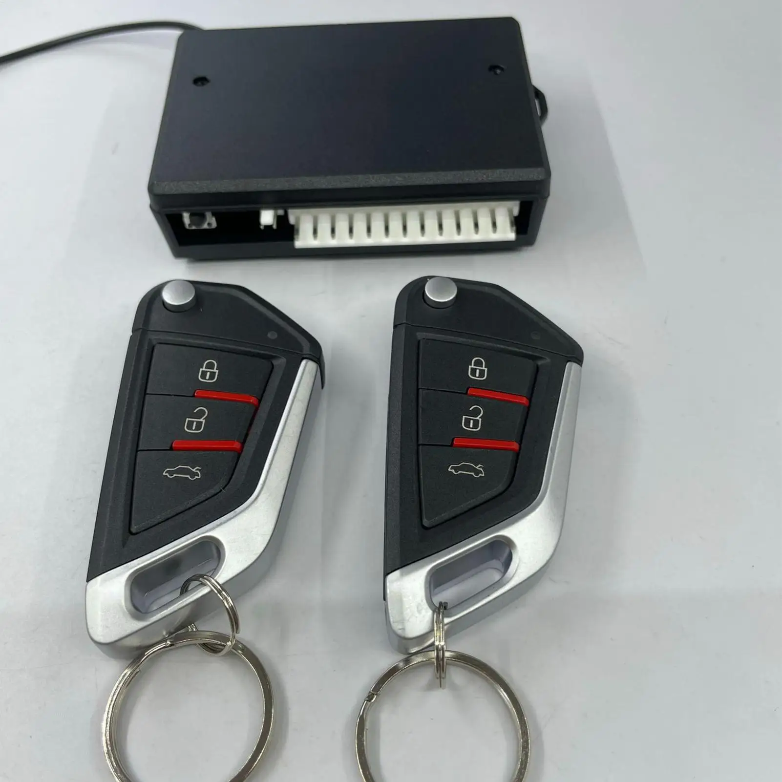 Universal Keyless Entry Car Kit 24V Anti-Theft Security Device Door Lock Keyless Entry System For Automotive SUV Truck Parking