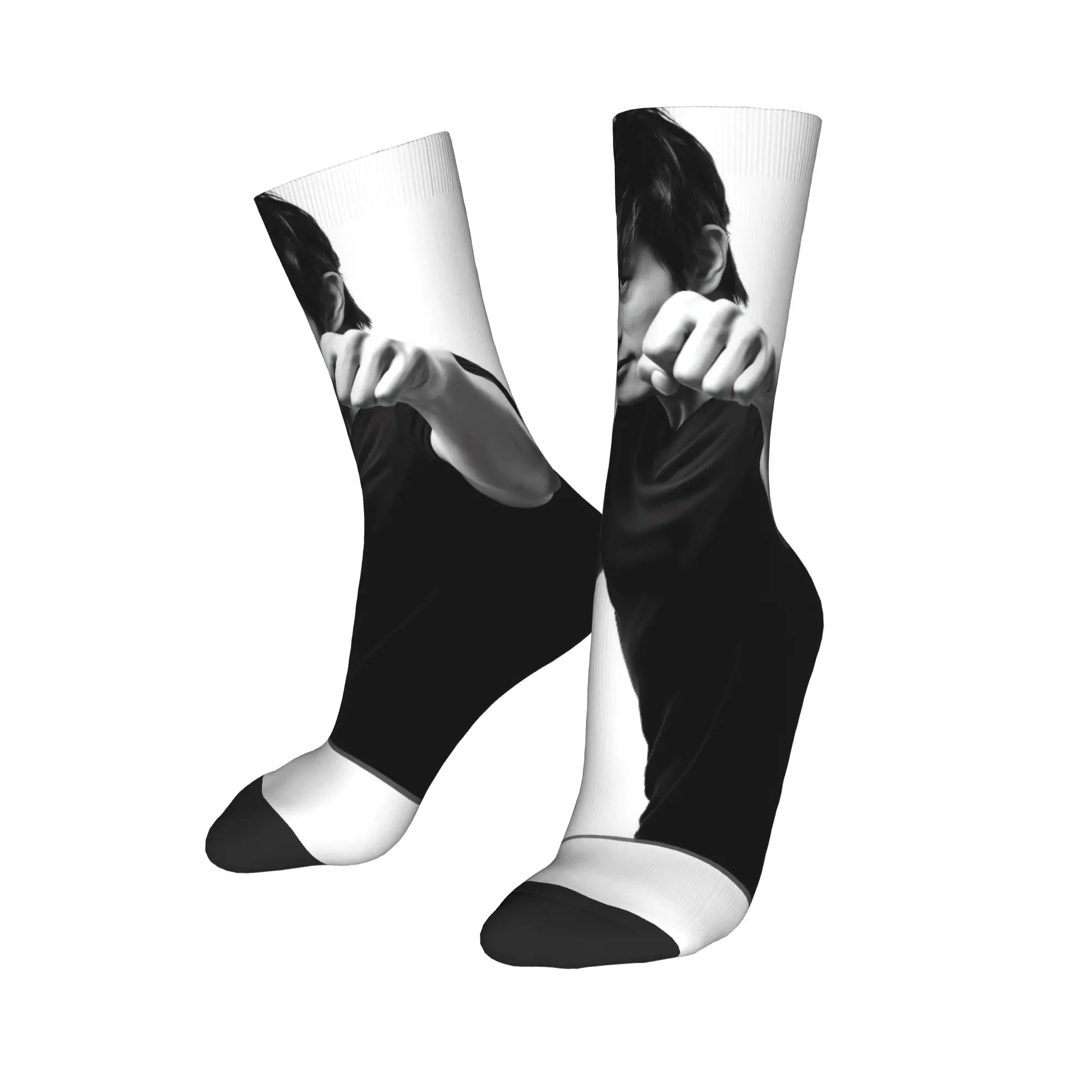 جوارب Lee Byung hun جوارب Kawaii للزوجين جوارب تسلق عالية الجودة تصميم شتوي جوارب مضادة للانزلاق