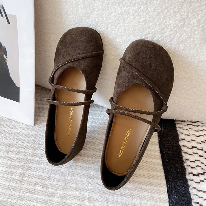 TRAF Sandalias planas lisas de gamuza para mujer, zapatos de otoño con correa fina y dulce, nueva cabeza redonda, punta cerrada, boca poco profunda, zapato informal para mujer